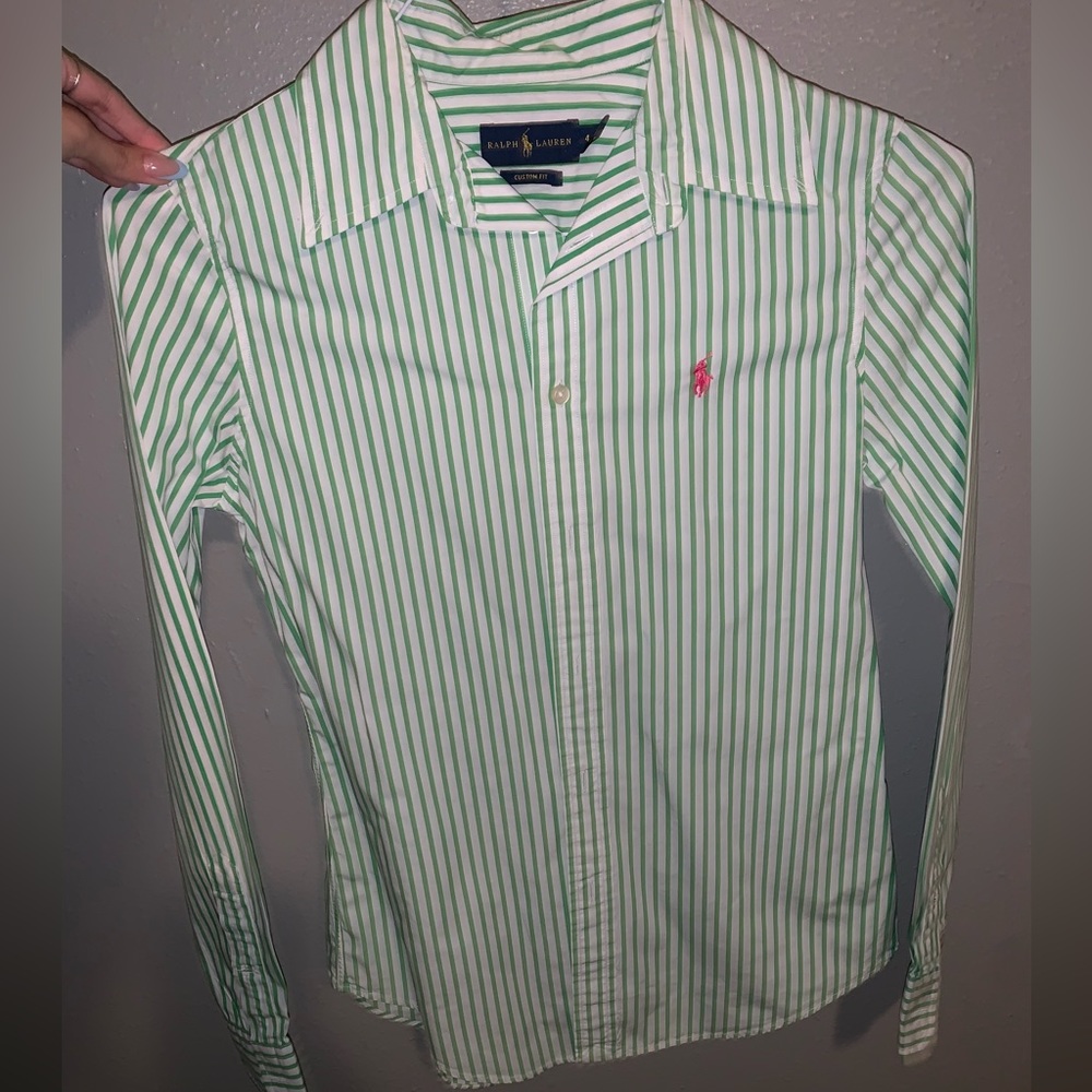 Women’s Polo Button Up